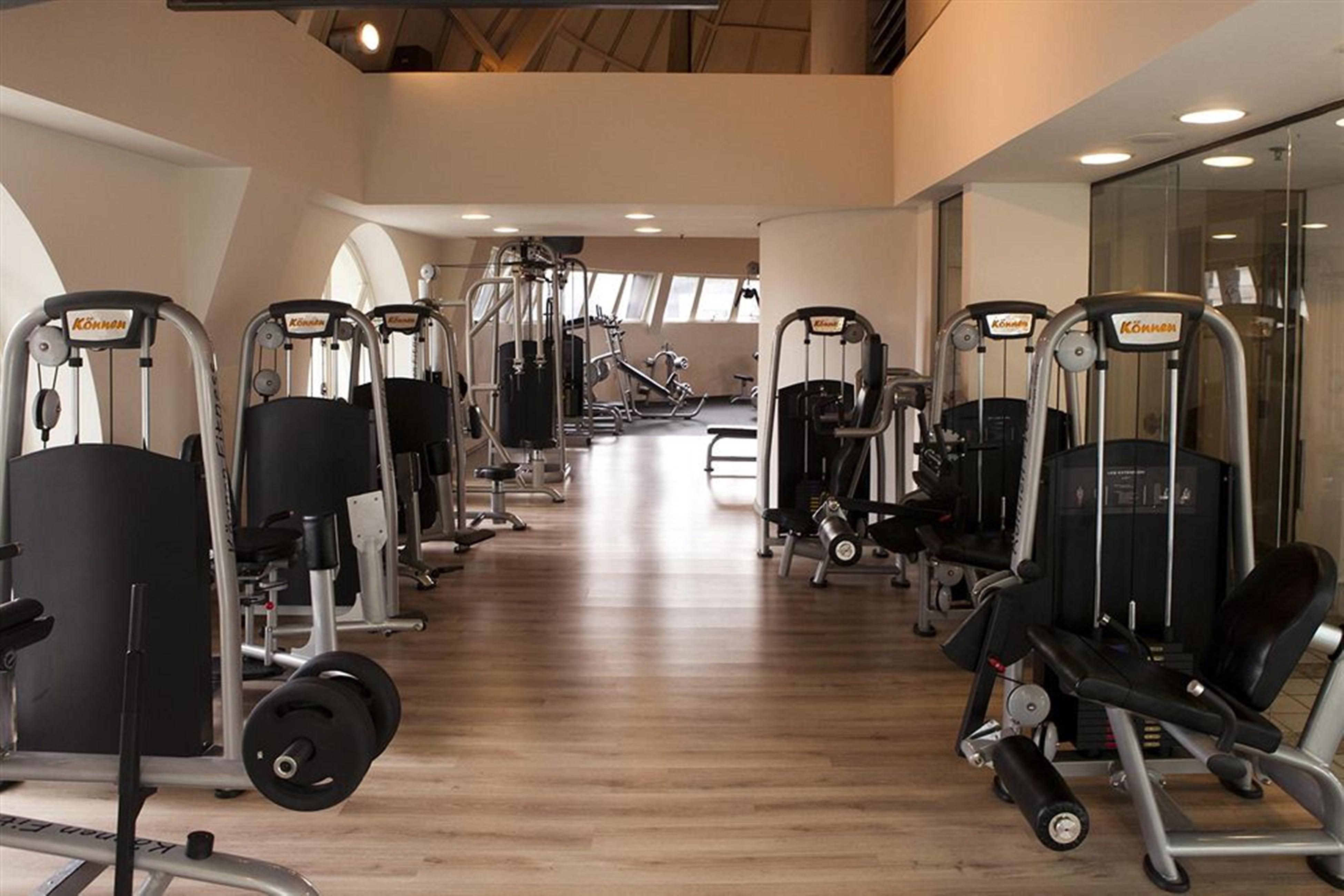 Готель Gran Estanplaza Berrini Сан-Паулу Екстер'єр фото The gym at the hotel